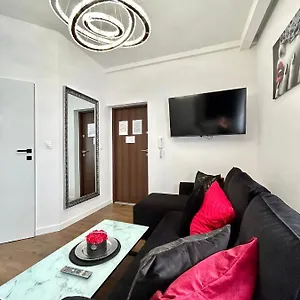 apartament-z-jacuzzi.krakowhotelspoland.com/
